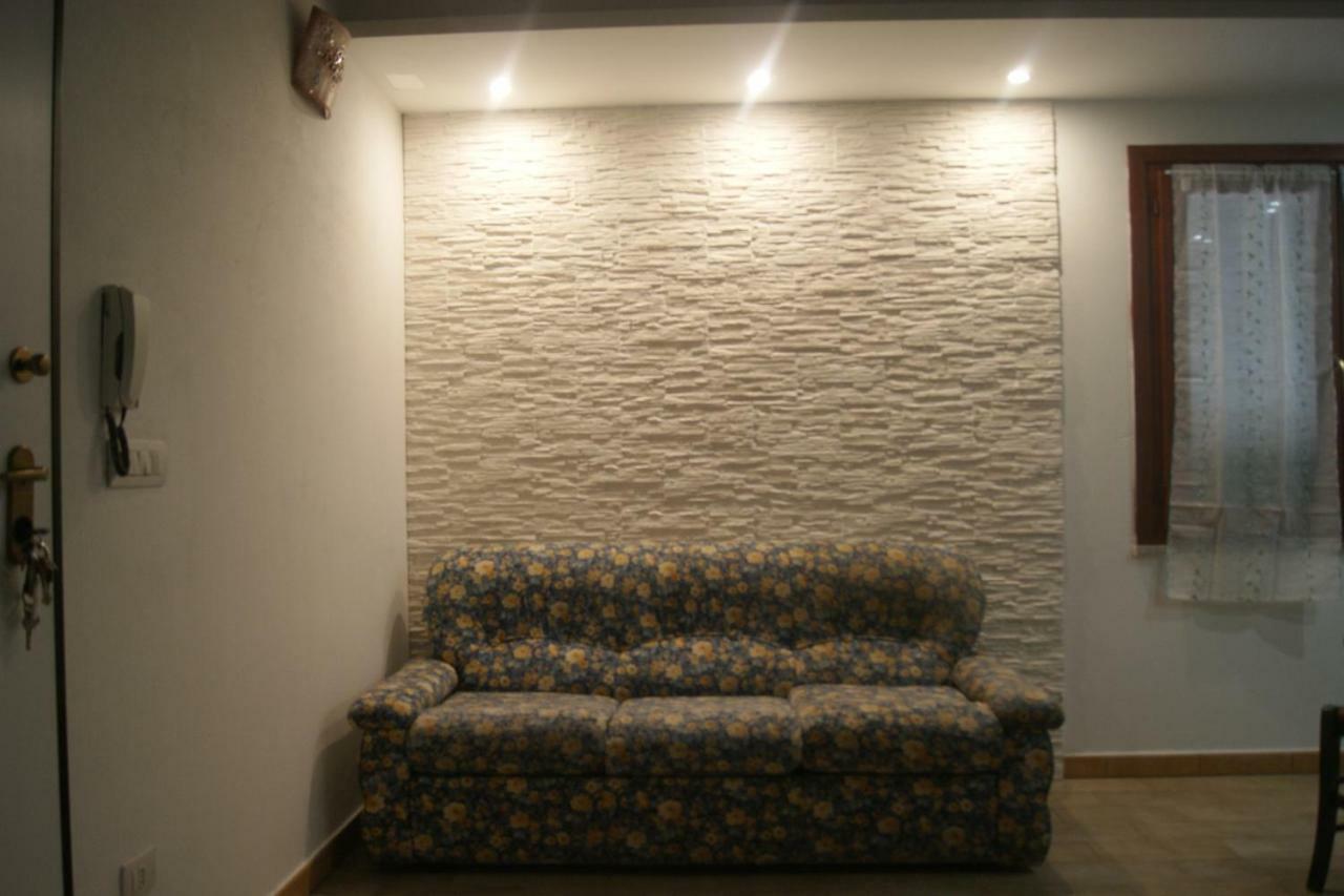 Apartmán Casa Sant'Anna Lotzorai Exteriér fotografie